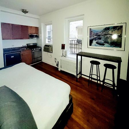 Upper East Side 2 Bedrooms Gem Ню Йорк Екстериор снимка