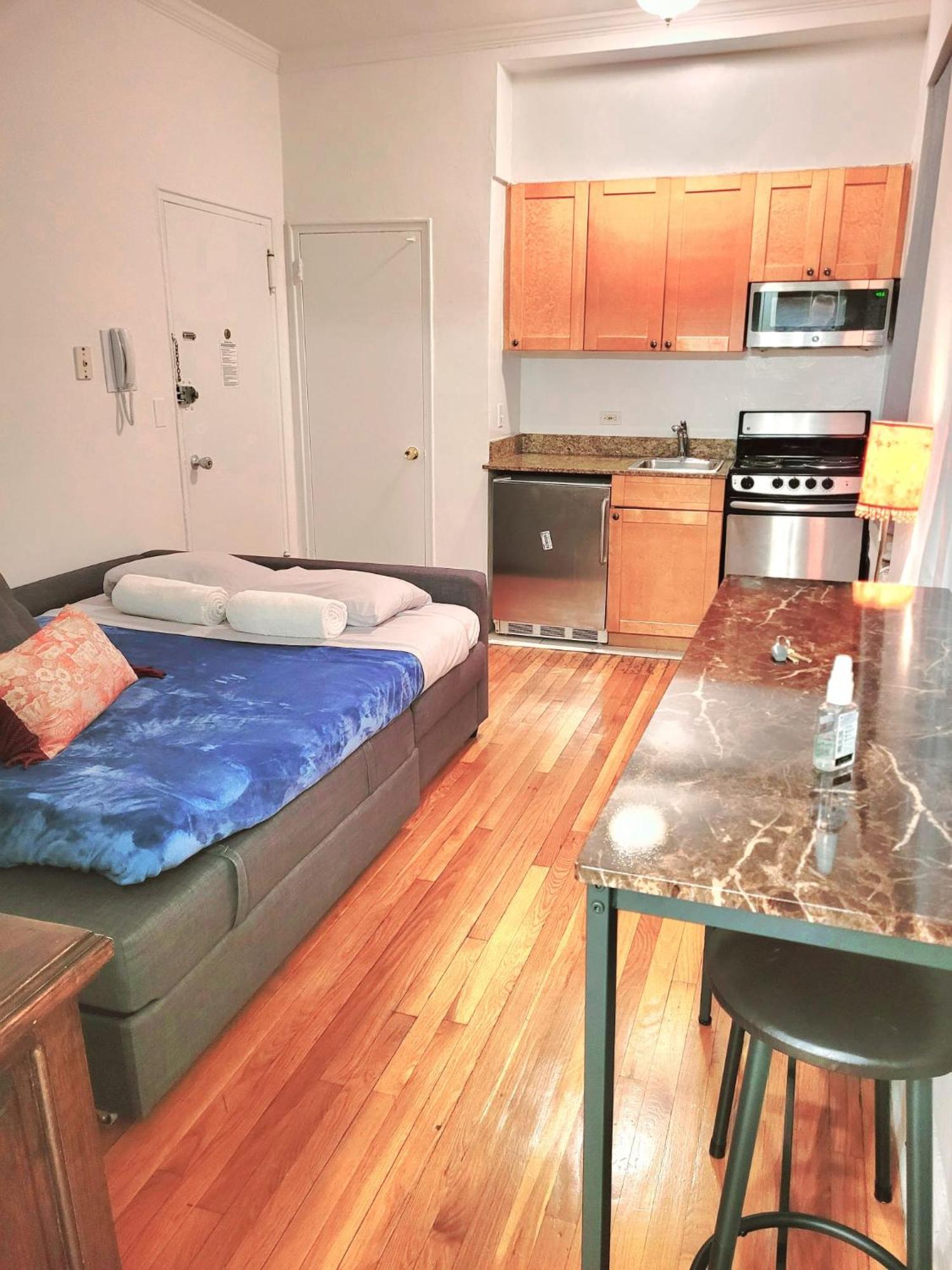 Upper East Side 2 Bedrooms Gem Ню Йорк Екстериор снимка